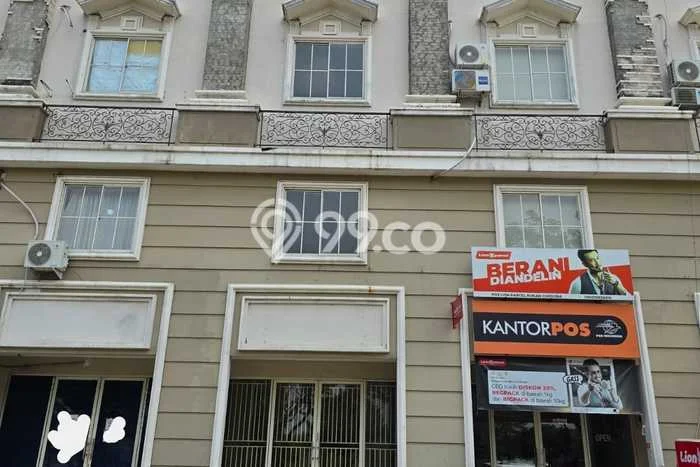 Unit Ruko Dijual di Jakarta Barat LT 67m2 & LB 270m2 Unit Ruko Dijual di Jakarta Barat LT 67m2 & LB 270m2