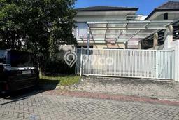 Ready to Use! Luxury House LT 351m2 Desain Modern di Graha Ready to Use! Luxury House LT 351m2 Desain Modern di Graha
