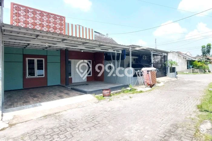 Rumah Siap Huni 3 KT 1 KM di Lokasi Strategis Tembalang, Semarang Rumah Siap Huni 3 KT 1 KM di Lokasi Strategis Tembalang, Semarang