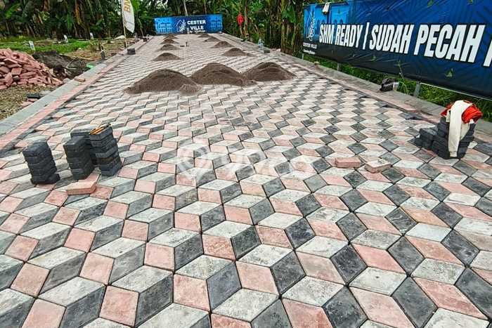 INVESTASI TEPAT! Rumah area Tembalang, LT 80m2m² Bangunan 70m2m² INVESTASI TEPAT! Rumah area Tembalang, LT 80m2m² Bangunan 70m2m²