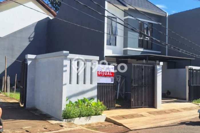 Jual Rumah Strategis Bagus Punya 3 KT di Ciledug Tangerang SHM Jual Rumah Strategis Bagus Punya 3 KT di Ciledug Tangerang SHM
