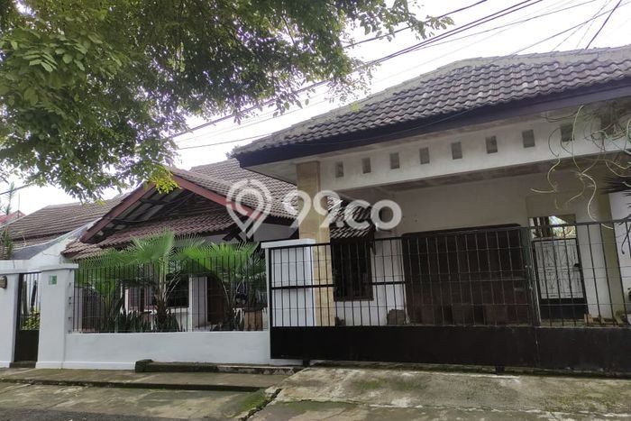 Rumah Modern 5 Kamar LT 247m2 di Cimanggu Rumah Modern 5 Kamar LT 247m2 di Cimanggu