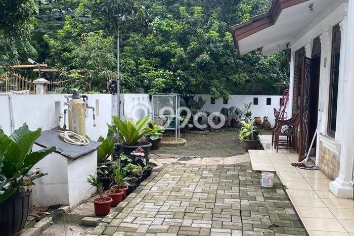 Hunian Elit dengan LT 300m2 & LB 180m2 Disewakan di Bekasi Hunian Elit dengan LT 300m2 & LB 180m2 Disewakan di Bekasi