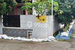 Rumah di Bekasi Kondisi Bagus Minimalis Dekat Fasilitas Umum Rumah di Bekasi Kondisi Bagus Minimalis Dekat Fasilitas Umum