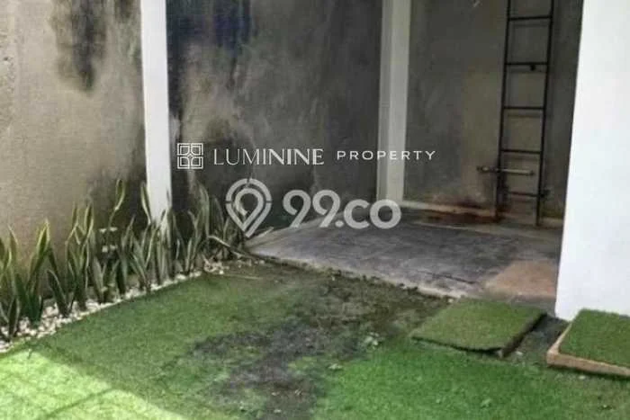 Hunian Cantik Modern Lb 109m2 di Pamulang, Tangerang Selatan Hunian Cantik Modern Lb 109m2 di Pamulang, Tangerang Selatan