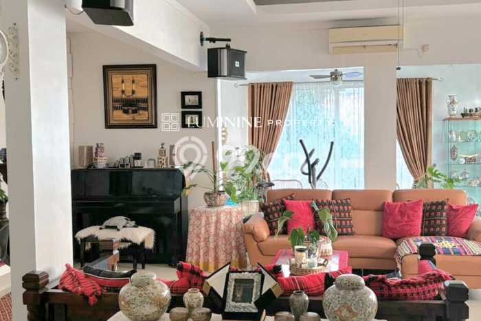 Rumah Elit Modern Tanpa Renovasi di Bintaro Tangerang Selatan Rumah Elit Modern Tanpa Renovasi di Bintaro Tangerang Selatan