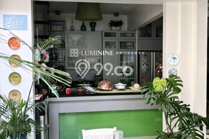 Rumah Elit Modern Tanpa Renovasi di Bintaro Tangerang Selatan Rumah Elit Modern Tanpa Renovasi di Bintaro Tangerang Selatan