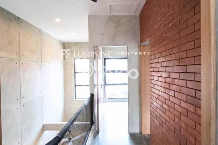 Dijual Rumah Strategis Bagus Punya 3 KT di BSD Tangerang Selatan SHM Dijual Rumah Strategis Bagus Punya 3 KT di BSD Tangerang Selatan SHM