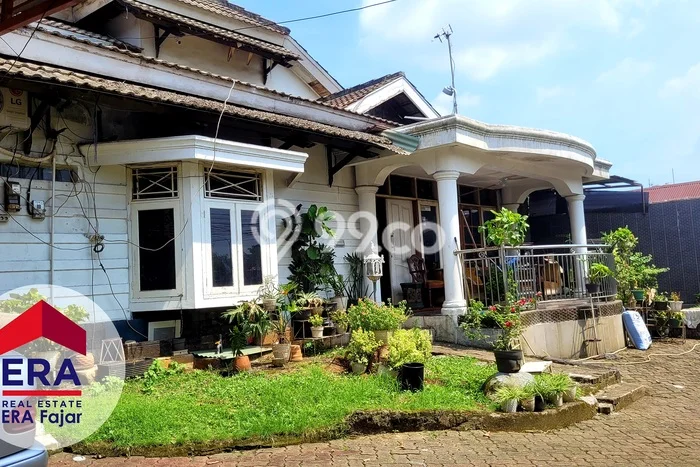 Hunian Mewah Dijual LT 774m2 di Beji, Depok Hunian Mewah Dijual LT 774m2 di Beji, Depok