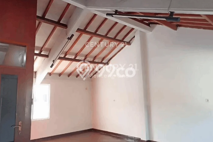 Ready to Use! Luxury House LT 208m2 Desain Elegan di Pondok Kopi Ready to Use! Luxury House LT 208m2 Desain Elegan di Pondok Kopi
