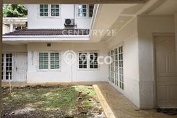 Best Deal Hunian Premium Ideal dan Luas di Menteng, Jakarta Pusat Best Deal Hunian Premium Ideal dan Luas di Menteng, Jakarta Pusat