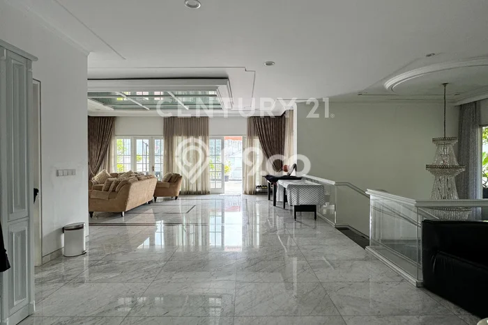 Siap Huni Rumah Mewah 5 Kamar di Menteng Dekat ke Mana Pun Siap Huni Rumah Mewah 5 Kamar di Menteng Dekat ke Mana Pun