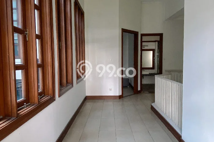 Hunian Mewah Siap Huni LT 629m2 di Menteng, Jakarta Pusat Hunian Mewah Siap Huni LT 629m2 di Menteng, Jakarta Pusat