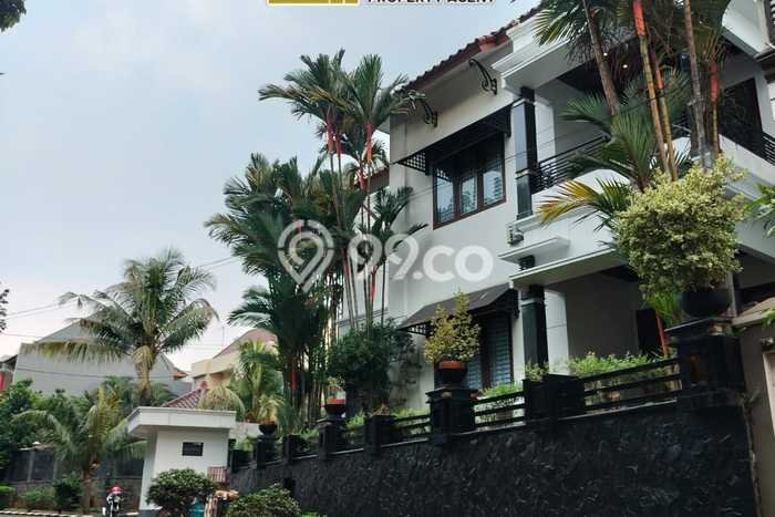 For Sale! Luxury House LT 430m2 Desain Modern di Margonda For Sale! Luxury House LT 430m2 Desain Modern di Margonda