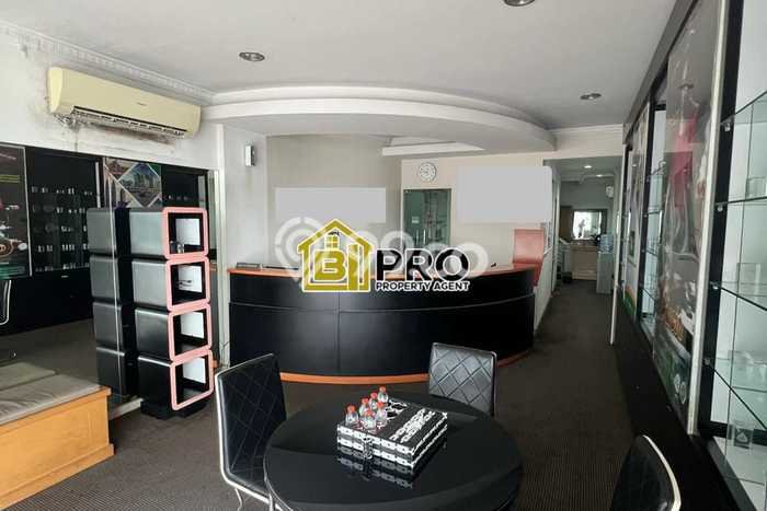 Ruko Bagus Dijual LB 192m2 Lokasi Strategis Jakarta Timur Area Cocok untuk Berbisnis Ruko Bagus Dijual LB 192m2 Lokasi Strategis Jakarta Timur Area Cocok untuk Berbisnis