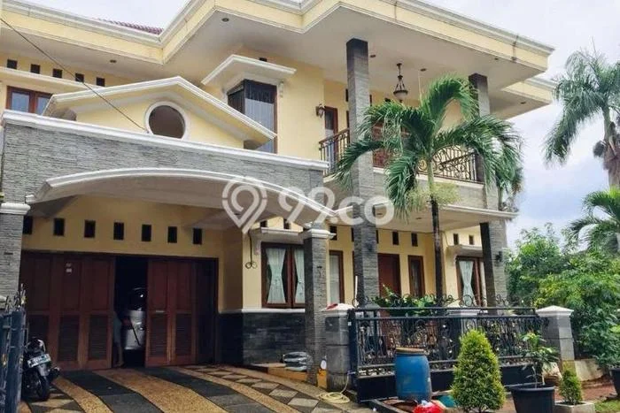Ready to Use! Premium House LT 305m2 Desain Elegan di Margonda Ready to Use! Premium House LT 305m2 Desain Elegan di Margonda