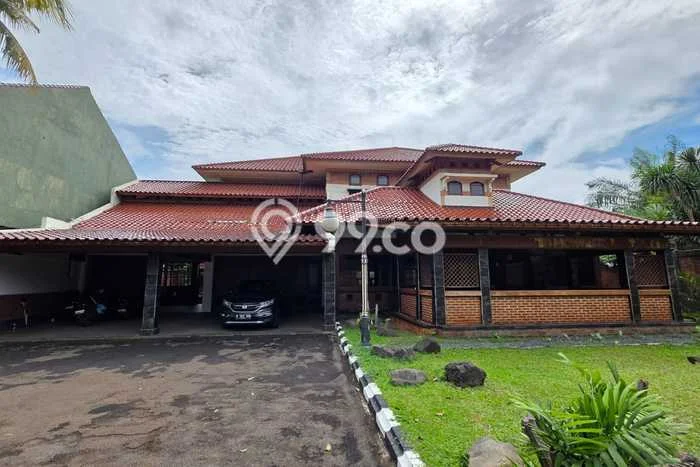 Hunian Elit LB 953m2 Siap Pakai Desain Elegan di Lenteng Agung, Jakarta Selatan Hunian Elit LB 953m2 Siap Pakai Desain Elegan di Lenteng Agung, Jakarta Selatan