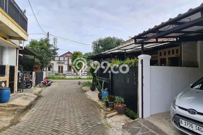 Rumah sewa siap pakai 2 KT di Depok II, Depok Rumah sewa siap pakai 2 KT di Depok II, Depok