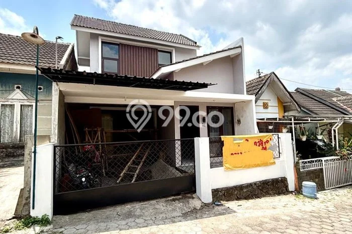 Rumah Modern Minimalis 3 Kamar Bisa Langsung Pindah di Berbah Rumah Modern Minimalis 3 Kamar Bisa Langsung Pindah di Berbah