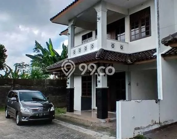 Rumah Modern Cantik 5 Kamar Bisa Langsung Pindah di Kalasan Rumah Modern Cantik 5 Kamar Bisa Langsung Pindah di Kalasan