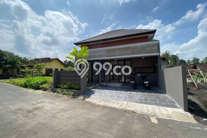Rumah Modern Cantik 3 Kamar Bisa Langsung Pindah di Sleman Rumah Modern Cantik 3 Kamar Bisa Langsung Pindah di Sleman