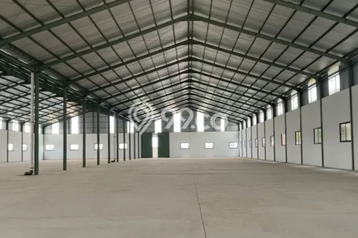 LOKASI STRATEGIS! Gudang di Brebes, Luas 4250m2m², Area Potensial LOKASI STRATEGIS! Gudang di Brebes, Luas 4250m2m², Area Potensial