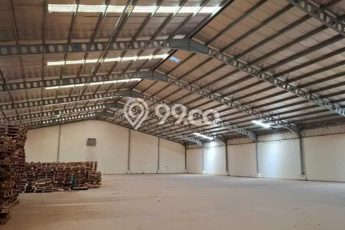 LOKASI BISNIS! Gudang Disewakan di , Luas 10074m2m², Jalan Strategis LOKASI BISNIS! Gudang Disewakan di , Luas 10074m2m², Jalan Strategis