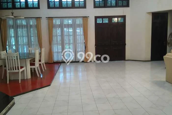 Siap Huni Hunian Elit 8 Kamar di Semarang Tengah Dekat ke Mana Pun Siap Huni Hunian Elit 8 Kamar di Semarang Tengah Dekat ke Mana Pun