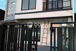 Rumah Luxury Modern Siap Huni di Sektor 7A/B-Gading Serpong Tangerang Rumah Luxury Modern Siap Huni di Sektor 7A/B-Gading Serpong Tangerang