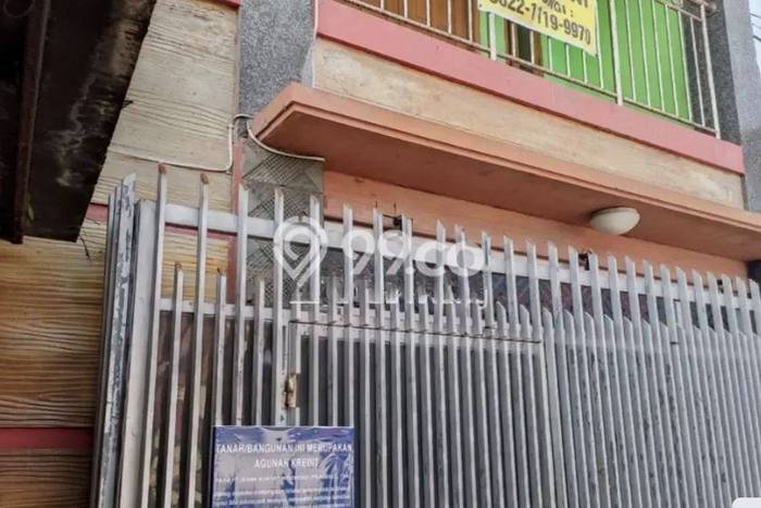 Dijual Cepat Rumah Minimalis & Modern LB 58m2 di Cisarua Dijual Cepat Rumah Minimalis & Modern LB 58m2 di Cisarua