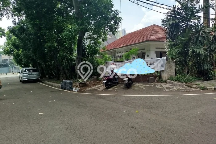 Best Deal Hunian Mewah Ideal dan Luas di Menteng, Jakarta Pusat Best Deal Hunian Mewah Ideal dan Luas di Menteng, Jakarta Pusat