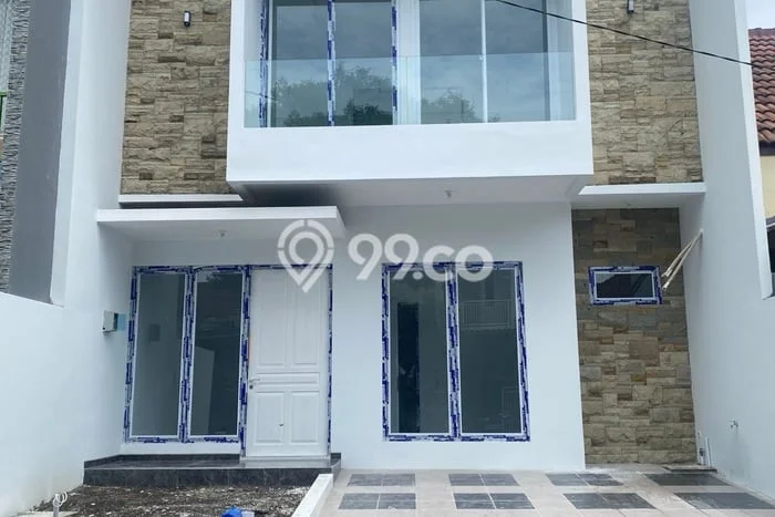 Rumah Modern 4 KT di Citraland Surabaya Unfurnished Rumah Modern 4 KT di Citraland Surabaya Unfurnished