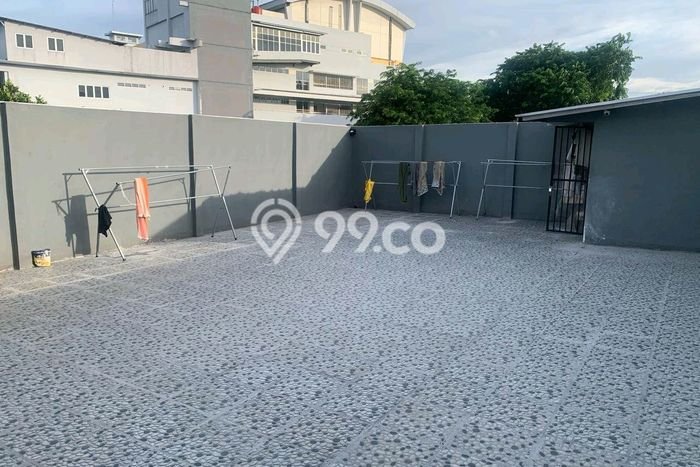 Unit Kost Dijual di Kelapa Dua dengan 9 Kamar Tidur & Luas Bangunan 395m2 Unit Kost Dijual di Kelapa Dua dengan 9 Kamar Tidur & Luas Bangunan 395m2