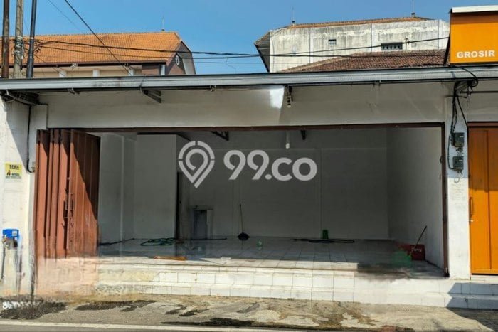 Ruko untuk disewa di Lowokwaru punya LT 60m2 & LB 60m2 harga sewa kompetitif Ruko untuk disewa di Lowokwaru punya LT 60m2 & LB 60m2 harga sewa kompetitif
