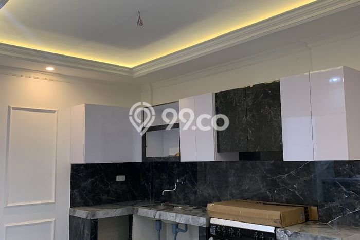 HOT LISTING! Rumah Ready Stock lokasi , Malang, Luas 200m2m² LB 360m2m² HOT LISTING! Rumah Ready Stock lokasi , Malang, Luas 200m2m² LB 360m2m²