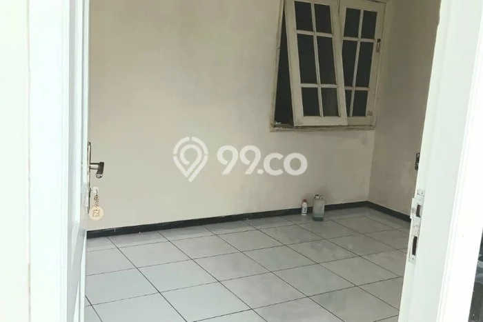 Jarang Ada! Rumah Kontrakan 4 Kamar Nyaman Siap Huni Araya Jarang Ada! Rumah Kontrakan 4 Kamar Nyaman Siap Huni Araya
