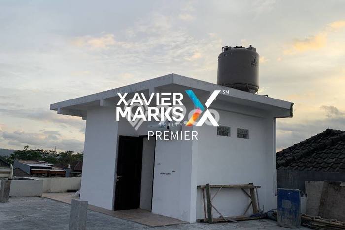 Rumah Asri 10 Kamar Lokasi Sejuk di , Malang Rumah Asri 10 Kamar Lokasi Sejuk di , Malang
