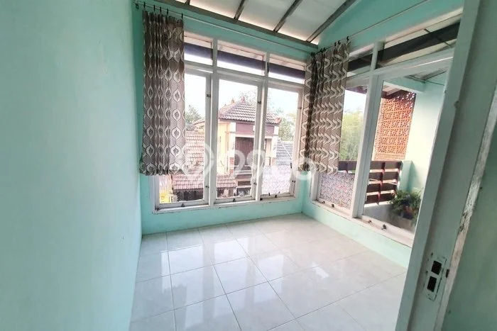 Rumah Bagus Siap Huni Di Blimbing Luas 120m2 Lokasi Strategis Rumah Bagus Siap Huni Di Blimbing Luas 120m2 Lokasi Strategis