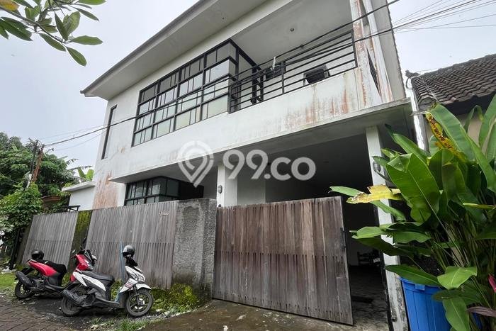 Disewakan Vila Kawasan , Area 0m2m², Lokasi Premium Disewakan Vila Kawasan , Area 0m2m², Lokasi Premium