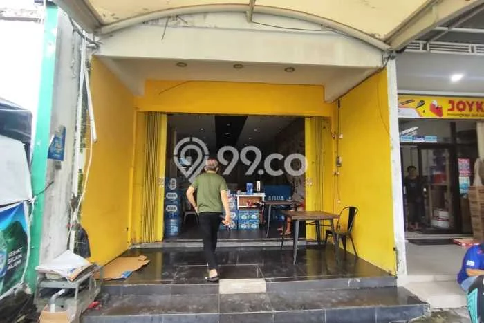 Ruko Dijual di Prime Area Badung Luas 240m2 Ruko Dijual di Prime Area Badung Luas 240m2