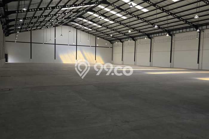 Gudang disewakan lokasi strategis Pakuhaji Tangerang 1620m2 Gudang disewakan lokasi strategis Pakuhaji Tangerang 1620m2