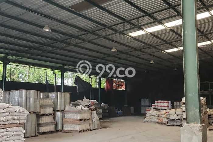 Unit Gudang Disewakan di Ubung di Area Ramai & Strategis Unit Gudang Disewakan di Ubung di Area Ramai & Strategis