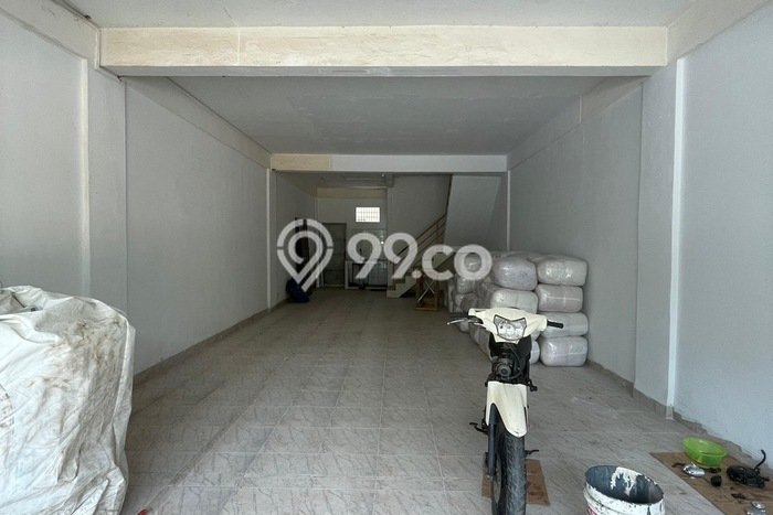 Unit Ruko Dijual di Batam LT 75m2 & LB 215m2 Unit Ruko Dijual di Batam LT 75m2 & LB 215m2