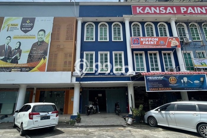 Unit Ruko Dijual di Batam LT 75m2 & LB 215m2 Unit Ruko Dijual di Batam LT 75m2 & LB 215m2
