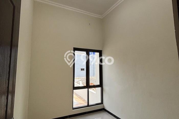 Rumah Mewah dengan Luas Tanah 70m2m² di Kawasan Elite Banyumanik, Semarang Rumah Mewah dengan Luas Tanah 70m2m² di Kawasan Elite Banyumanik, Semarang