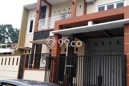 For Sale Hunian Rumah Terawat 4 KT di Manyaran, Semarang For Sale Hunian Rumah Terawat 4 KT di Manyaran, Semarang