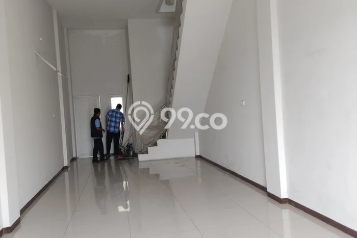 Ruko Dijual di Prime Area Semarang Luas 204m2 Ruko Dijual di Prime Area Semarang Luas 204m2