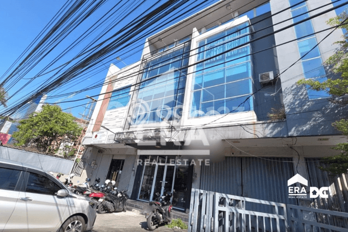 Ruko paling strategis disewakan di Semarang Tengah Semarang Ruko paling strategis disewakan di Semarang Tengah Semarang