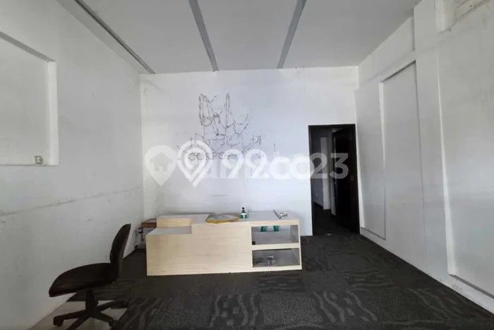 Ruko Disewakan Lokasi Semarang Selatan Semarang Harga Spesial! Ruko Disewakan Lokasi Semarang Selatan Semarang Harga Spesial!