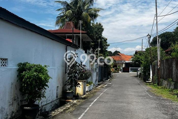 Unit Gudang Disewa Lokasi Semarang Barat, Semarang Spesifikasi Luas Bangunan 120m2 Unit Gudang Disewa Lokasi Semarang Barat, Semarang Spesifikasi Luas Bangunan 120m2